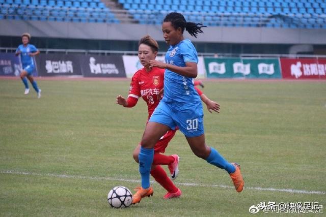 印尼18强赛备战全面提速 克鲁伊维特携新教练组上岗